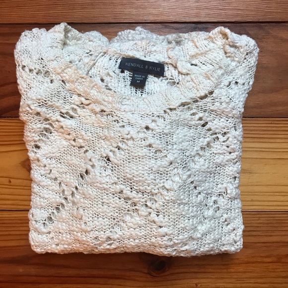 Kendall & Kylie White Sweater, EUC, M - Picture 12 of 12